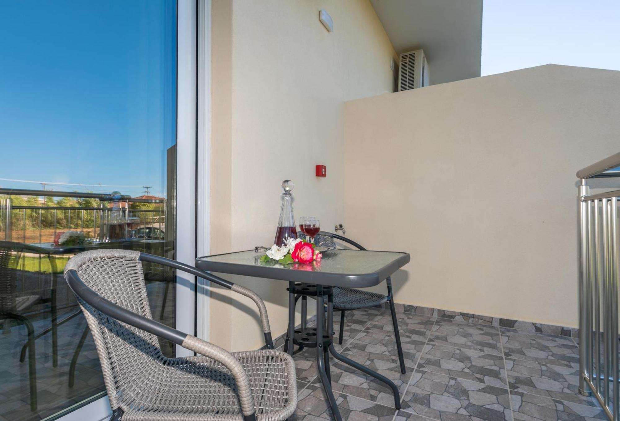 Katsaros Luxury Apts II 5 Min Walk To Beach Циливи Экстерьер фото