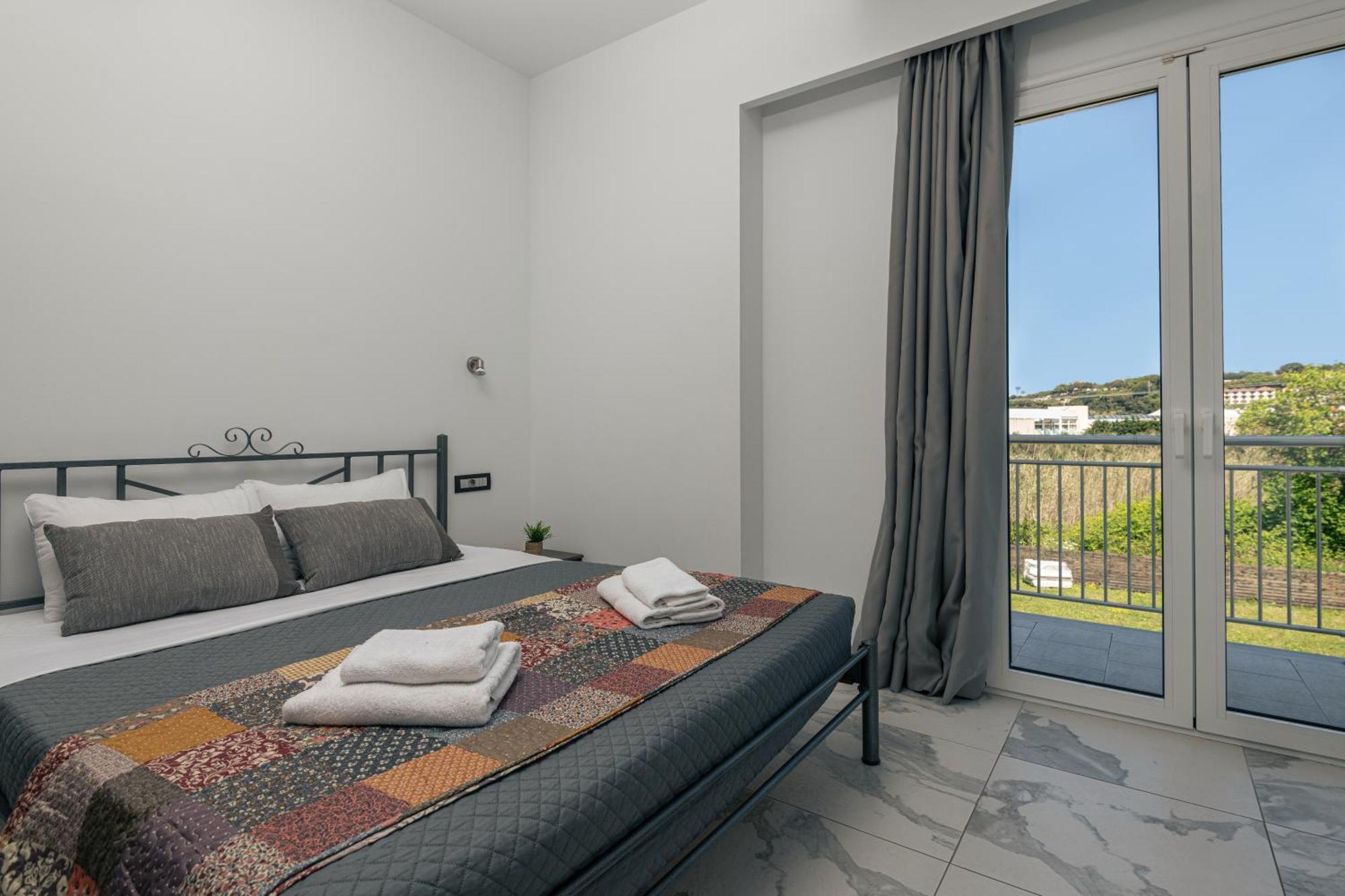 Katsaros Luxury Apts II 5 Min Walk To Beach Циливи Экстерьер фото