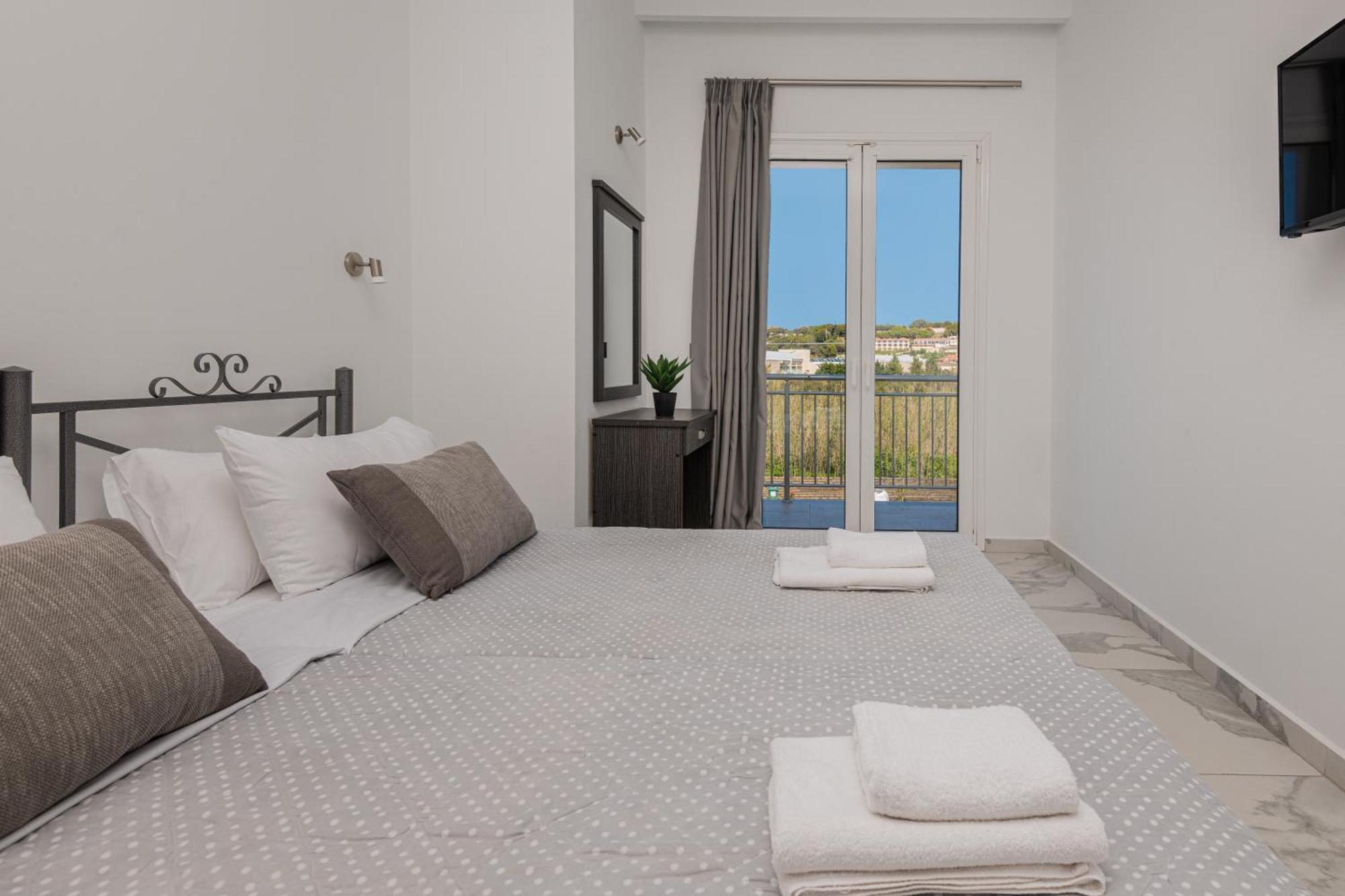 Katsaros Luxury Apts II 5 Min Walk To Beach Циливи Экстерьер фото