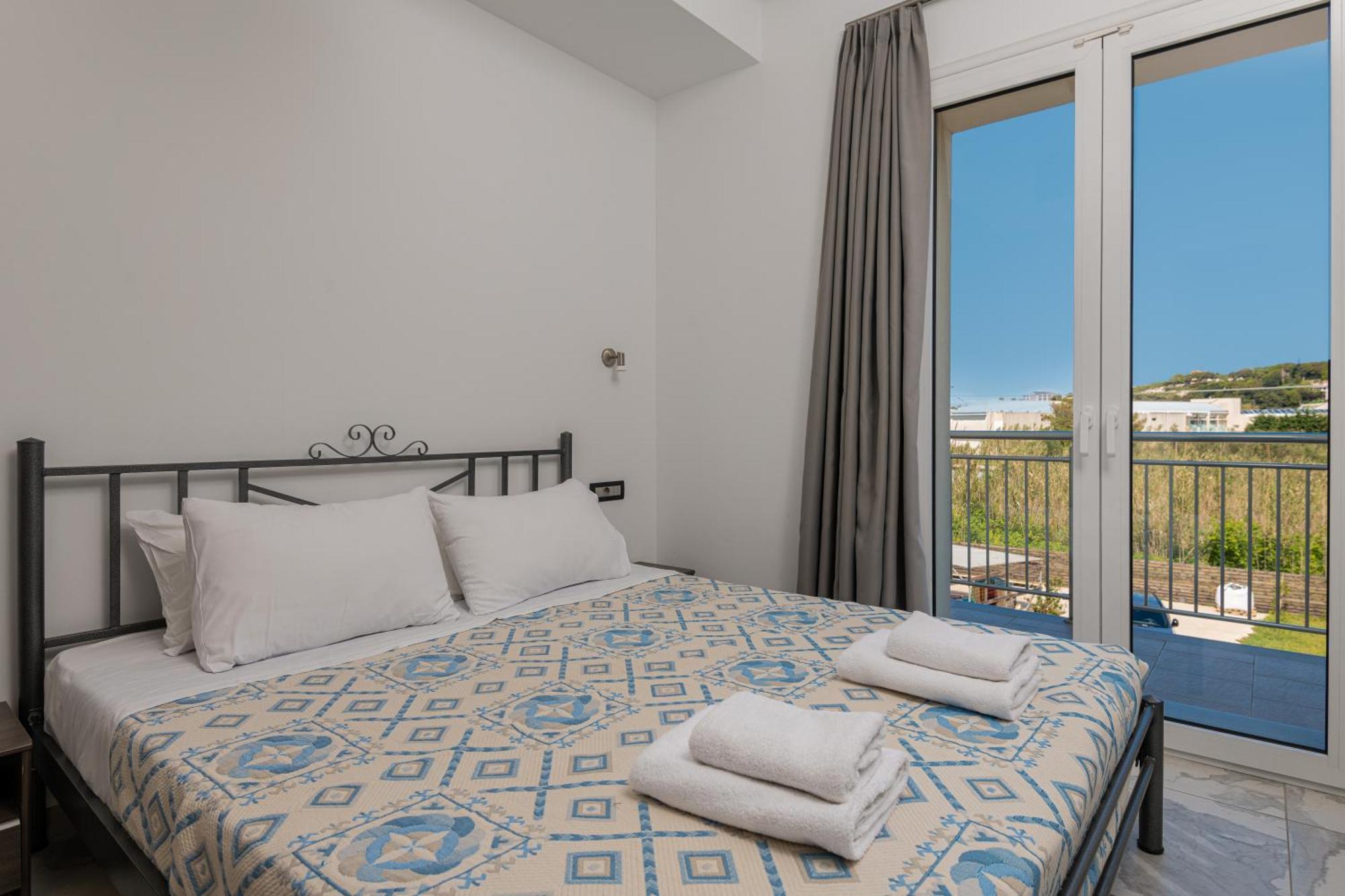 Katsaros Luxury Apts II 5 Min Walk To Beach Циливи Экстерьер фото